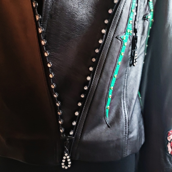 Kippy's Gorgeous Brand New Leather Motorcycle Jacket - Picture 9 of 17